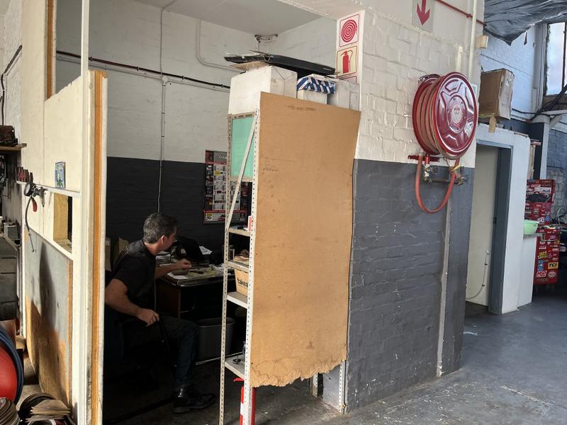 To Let Commercial Property for Rent in Paarden Eiland Western Cape